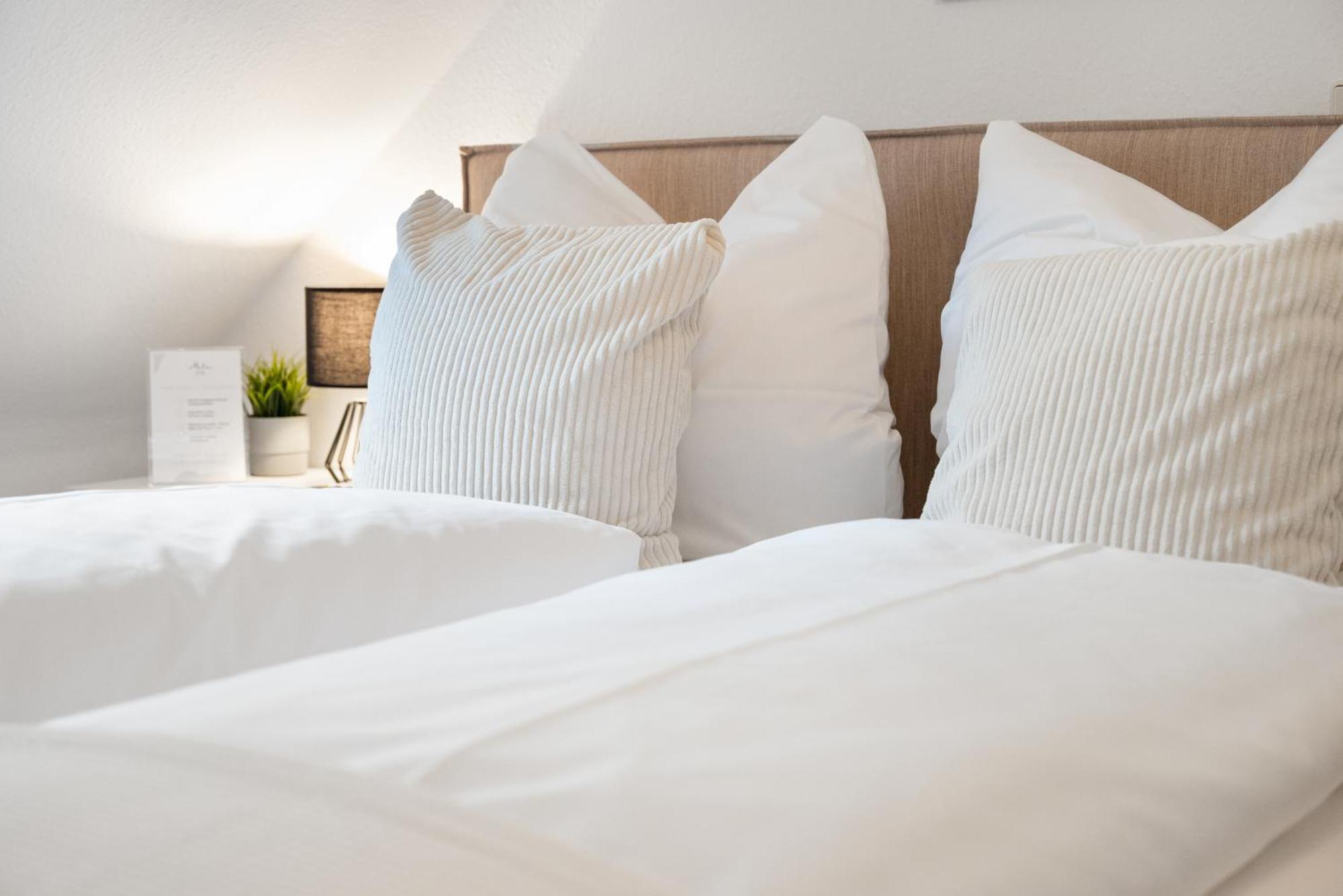 Malu Rooms - Im Stadtzentrum, Smarttv, Netflix, 24H Checkin Ludwigsbourg Extérieur photo