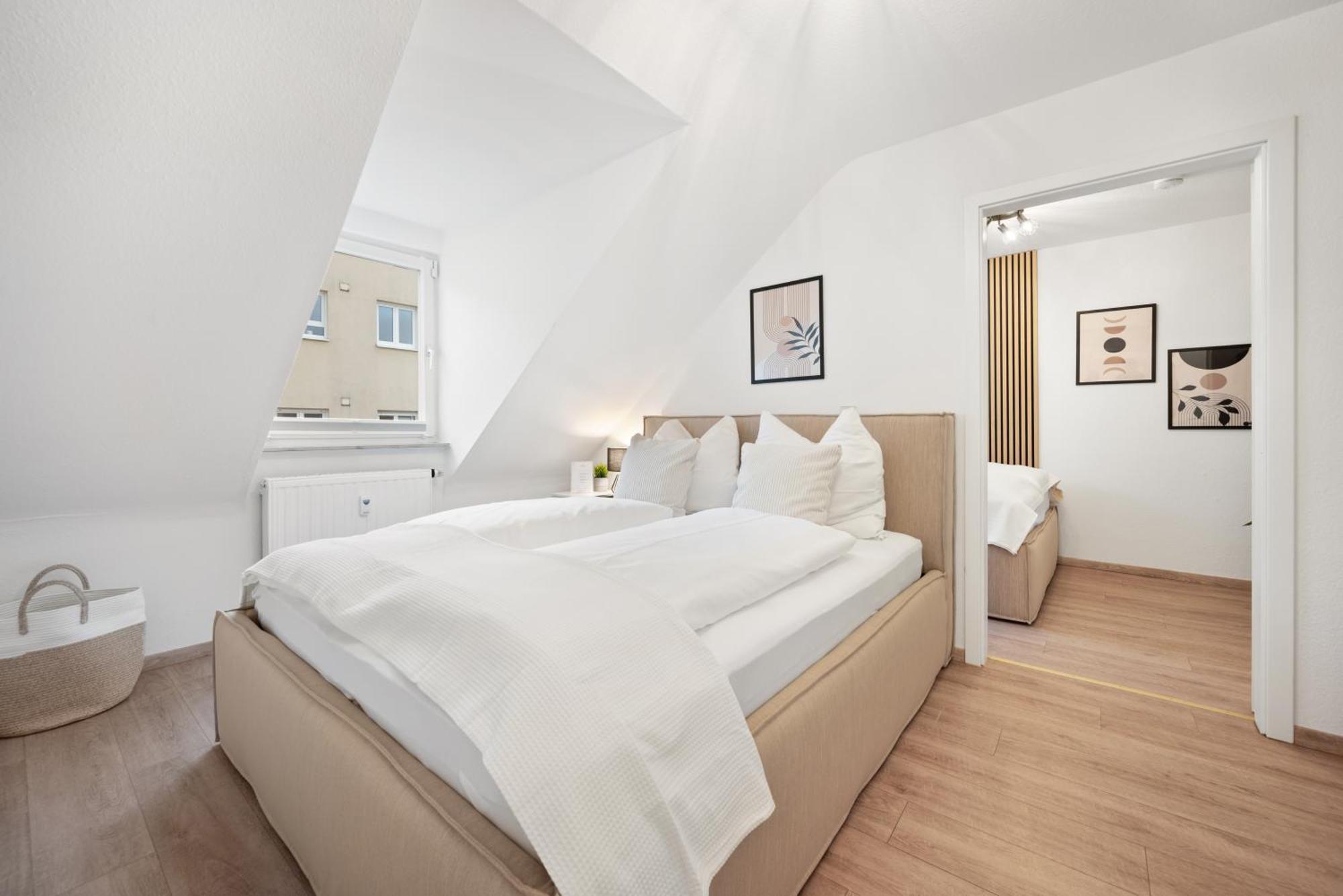 Malu Rooms - Im Stadtzentrum, Smarttv, Netflix, 24H Checkin Ludwigsbourg Extérieur photo