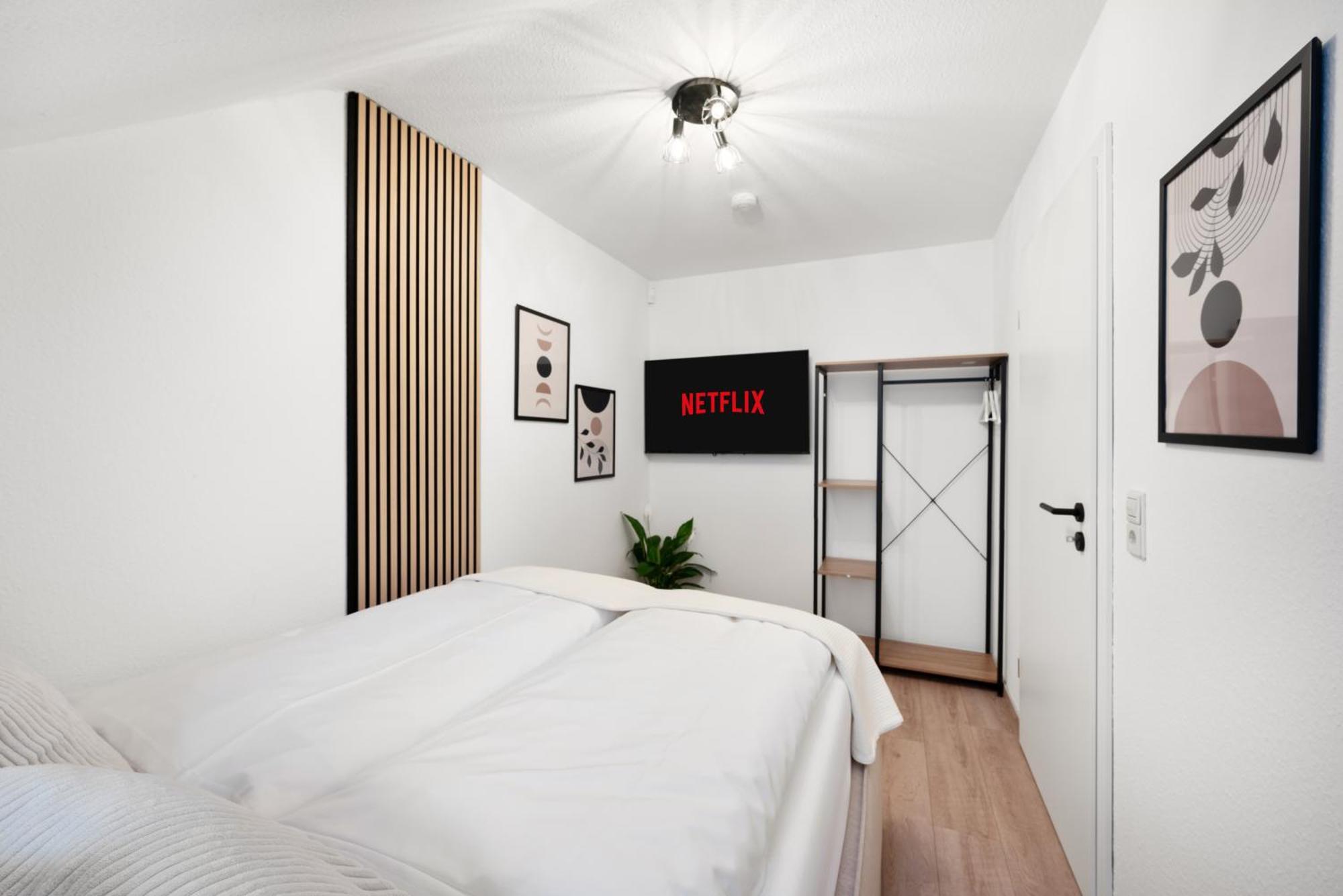 Malu Rooms - Im Stadtzentrum, Smarttv, Netflix, 24H Checkin Ludwigsbourg Extérieur photo